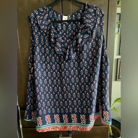 Terra & Sky Tops - Plus size Terra & Sky tunic. Size 3X